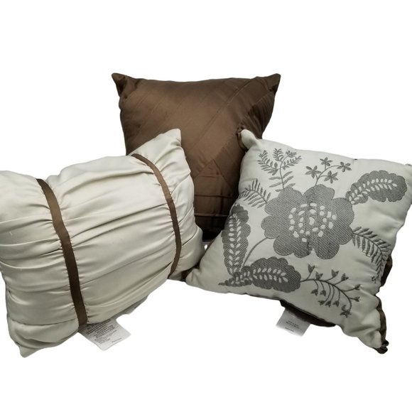 Kohls Home Classic Other - Home Classics Pillows Decorative Accent Brown Beige Silver Set of 3 Bed Couch